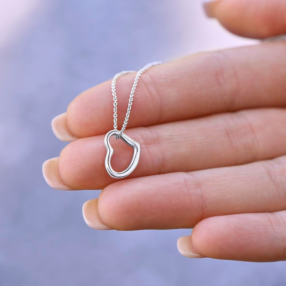 Delicate Heart Necklace Zein